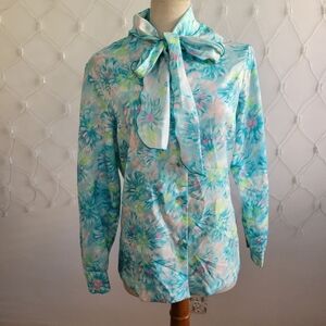 - Vintage Watercolor Pussybow Button Down Blouse
